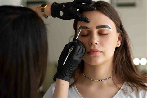Kaş Kaldırma Ameliyatı: Ameliyat Öncesi Hazırlık